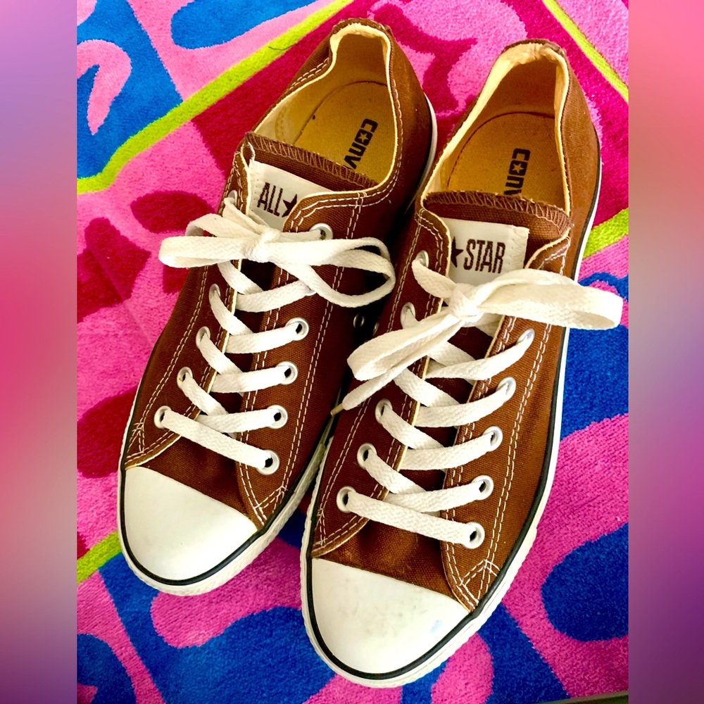 🎉Converse Chocolate Brn Sneakers🎉